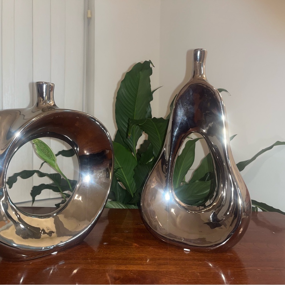 Silver Abstract Ceramic Vases Set - Picture 2 of 5